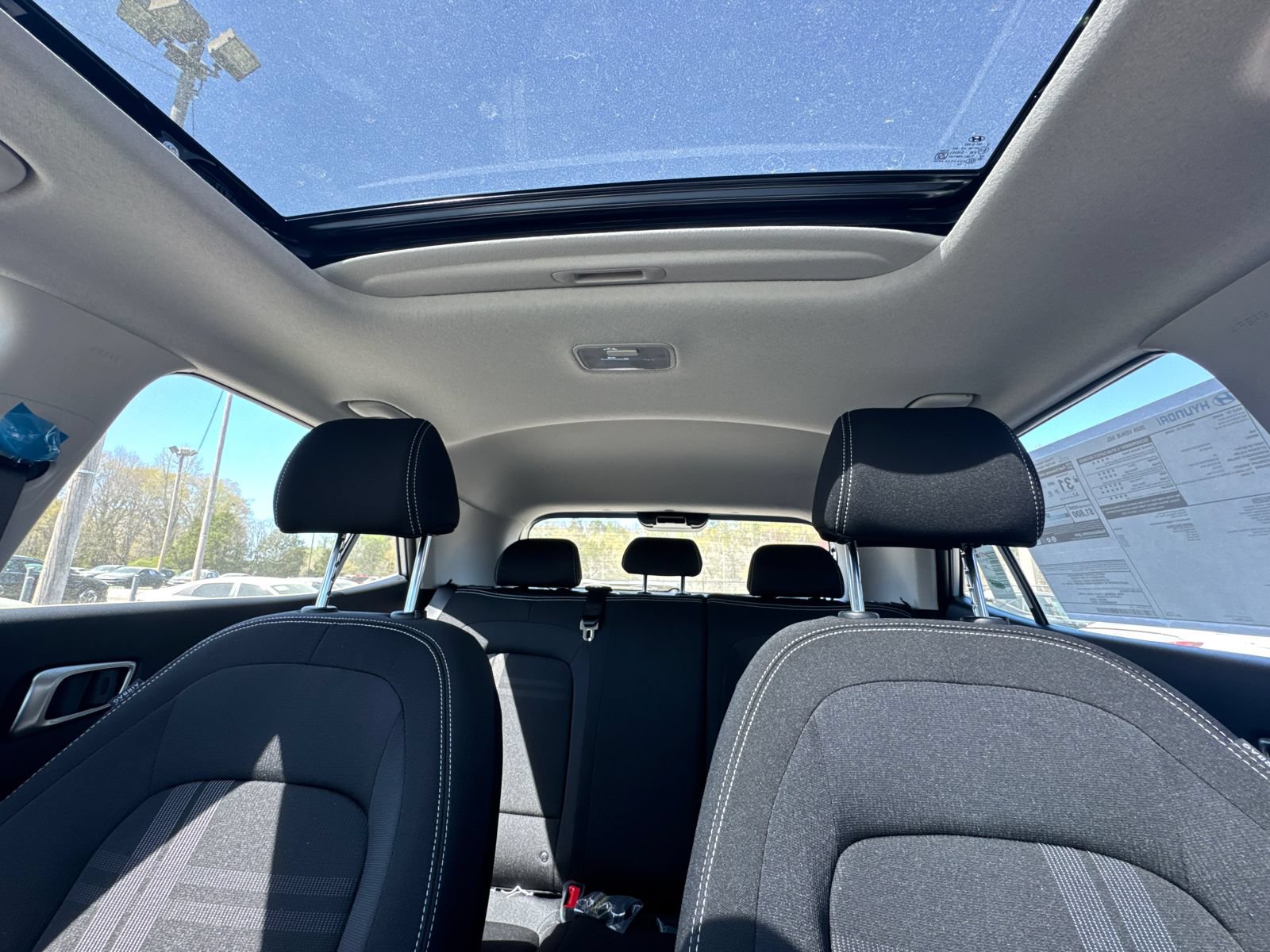 New 2026 Hyundai Venue SEL FWD image 32