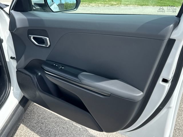 Used 2025 Kia K4 FWD image 28