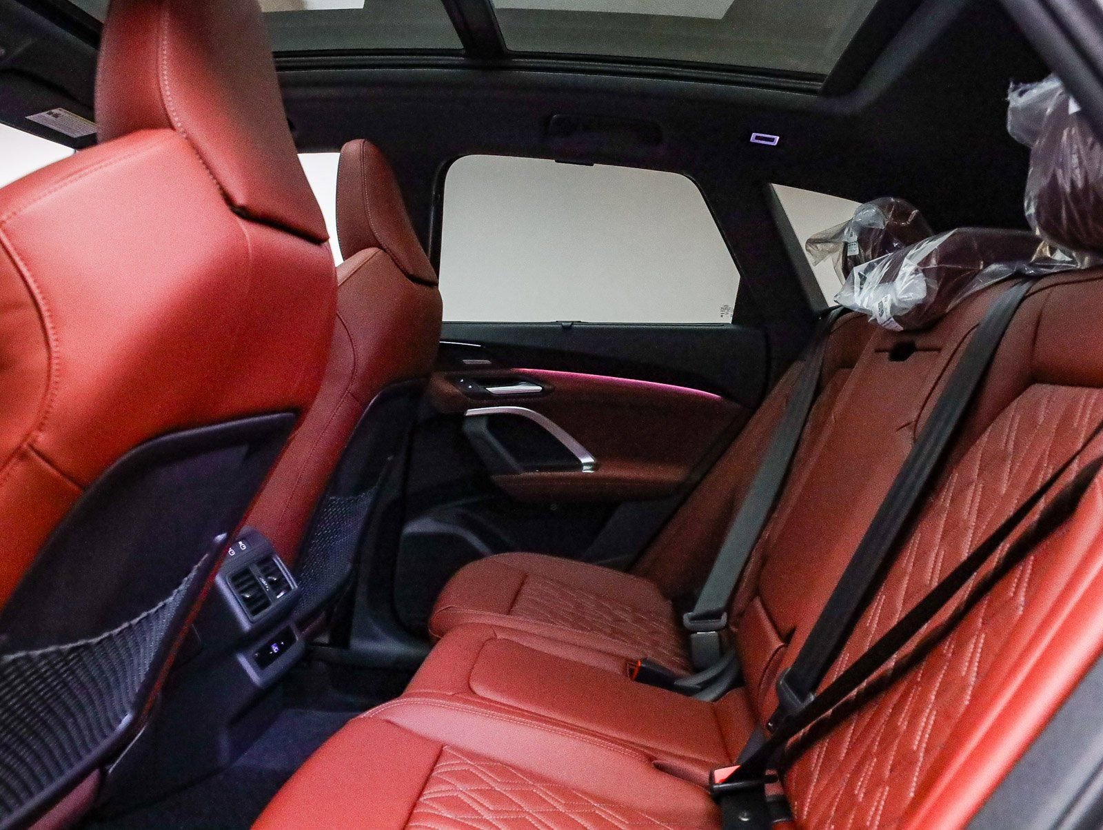 New 2025 Audi SQ5 Premium Plus AWD/4WD image 21