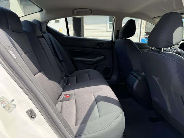Used 2025 Nissan Altima 2.5 S FWD image 12
