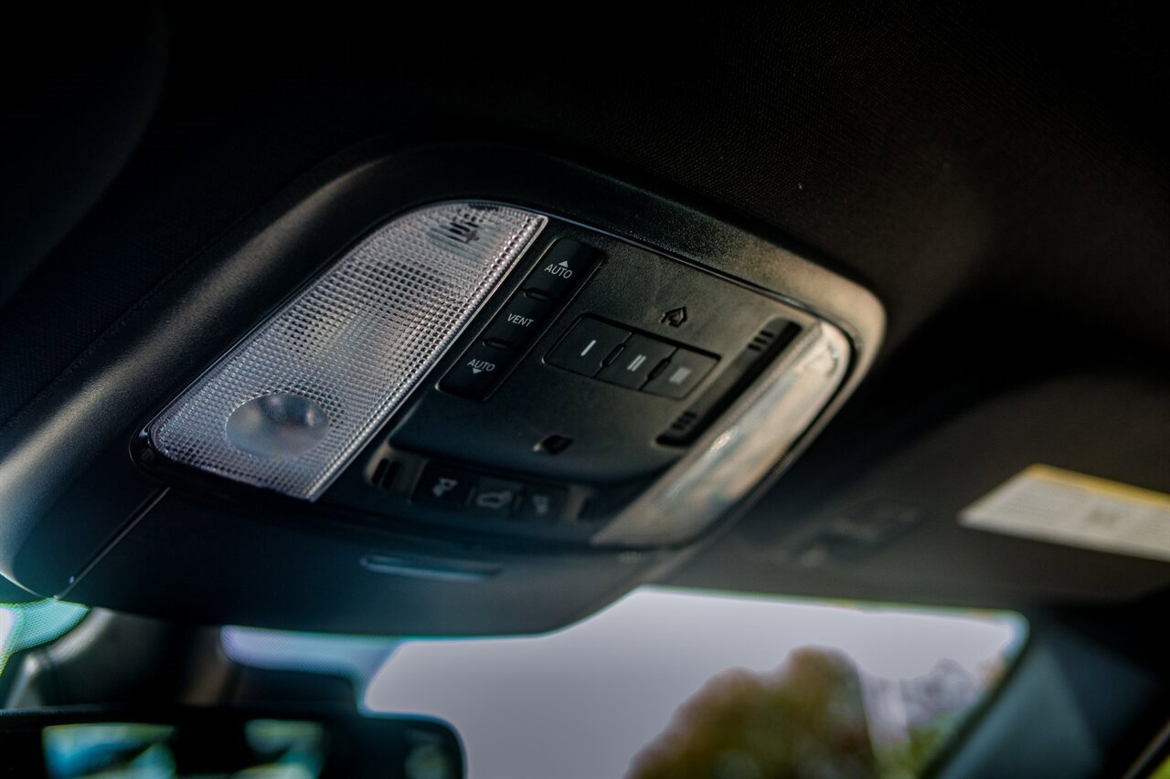 Used 2022 Dodge Durango GT image 26