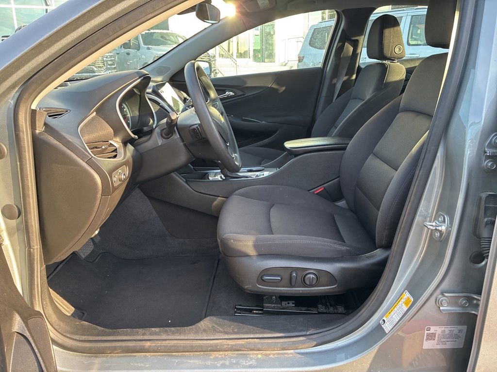 Used 2024 Chevrolet Malibu LT FWD image 13