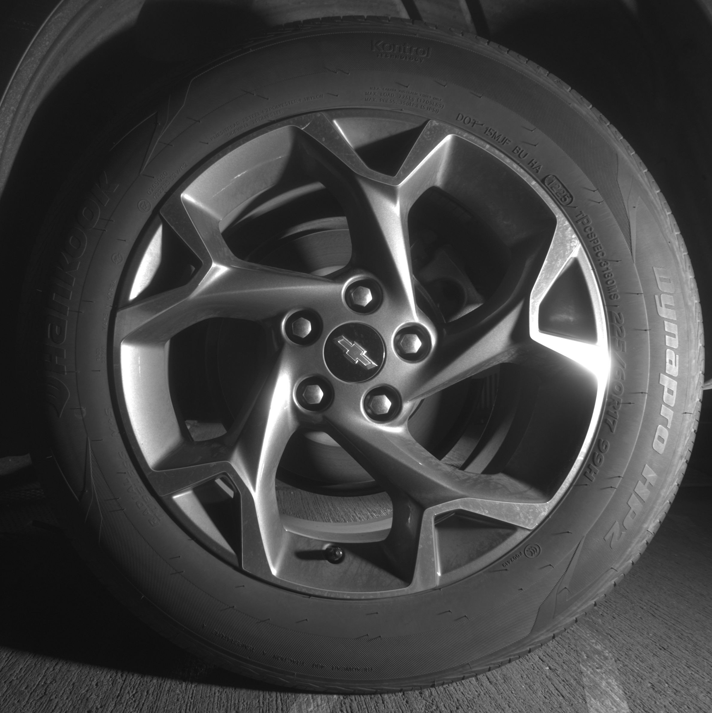Used 2025 Chevrolet Trax LT FWD image 14