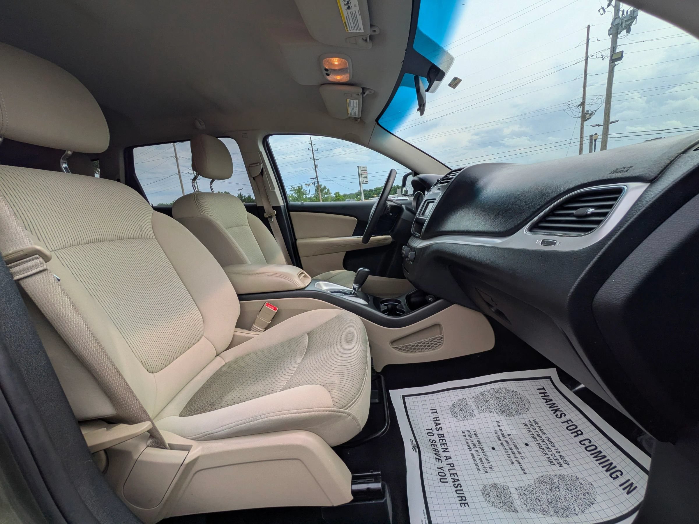 Used 2017 Dodge Journey SE FWD image 33