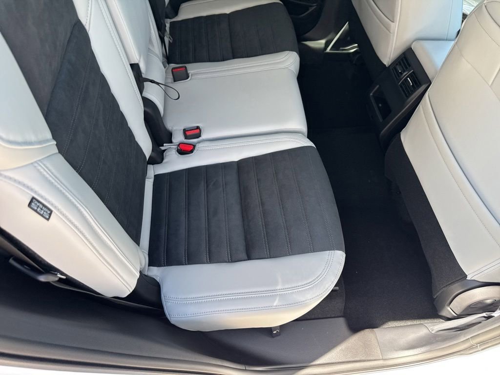 New 2026 Mitsubishi Outlander SE FWD image 44