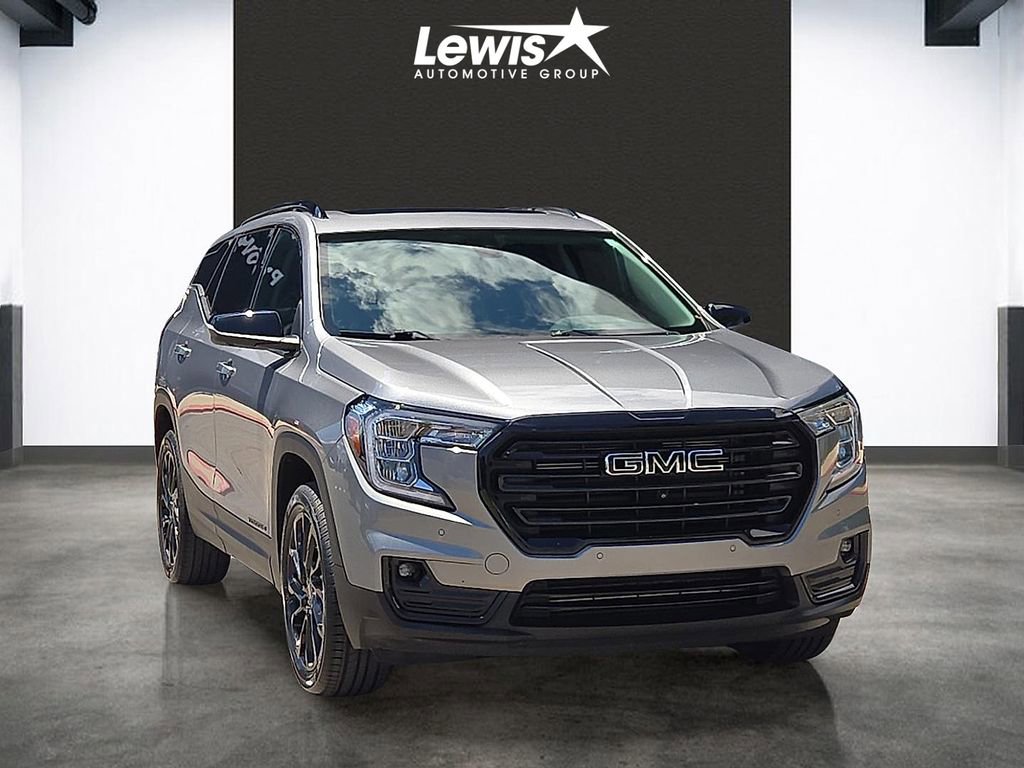 Used 2024 GMC Terrain SLT w/ Infotainment Package II AWD/4WD image 6