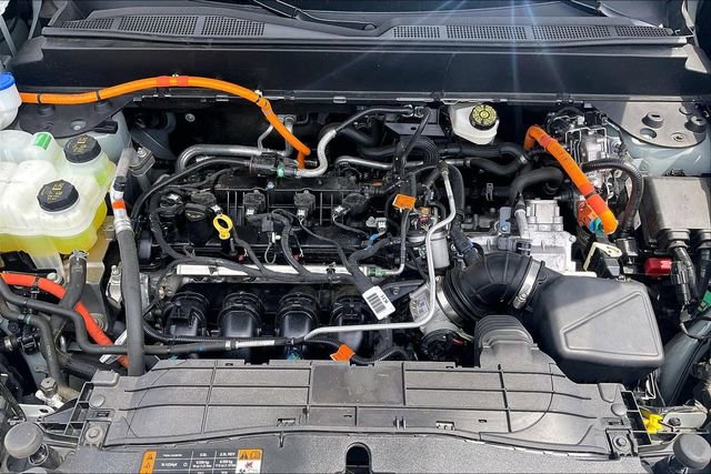 Used 2024 Ford Maverick Lariat w/ Black Appearance Package FWD image 10