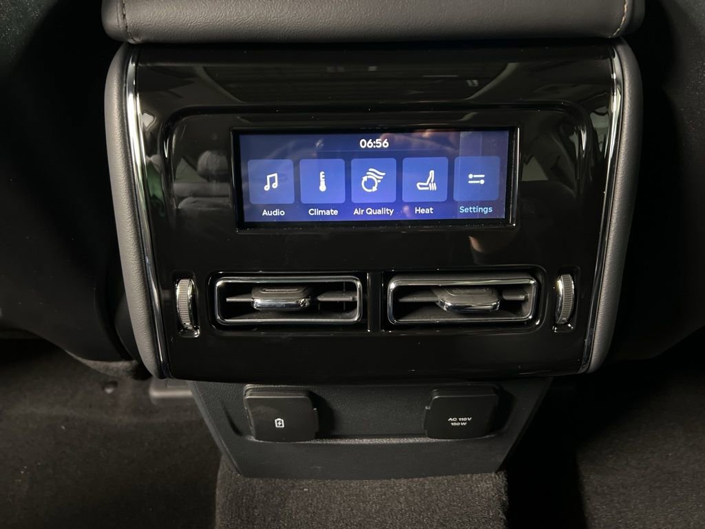 Used 2026 Lincoln Aviator AWD image 34