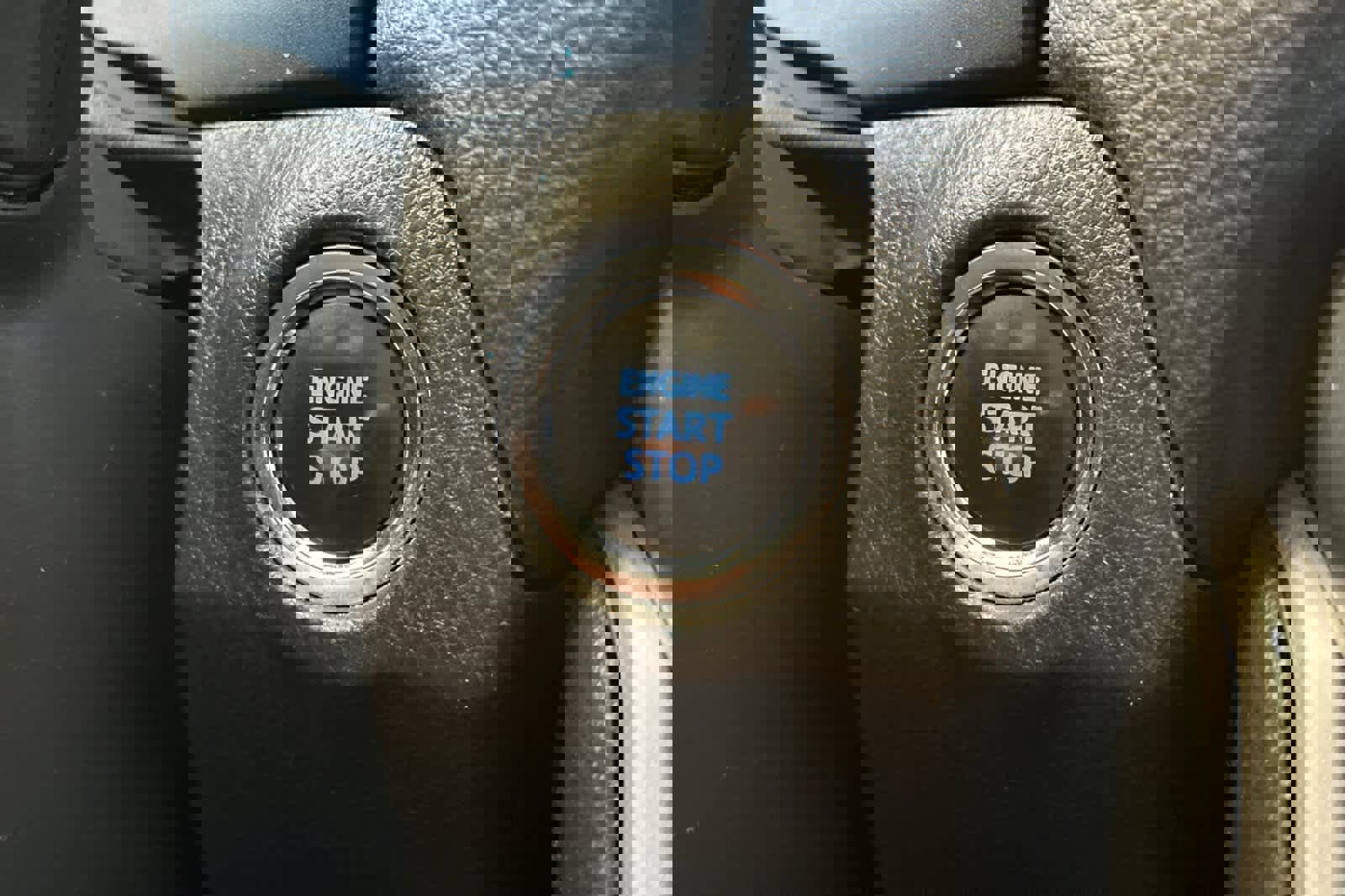 Used 2022 Toyota RAV4 XLE image 24