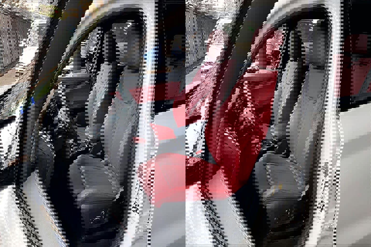 Used 2024 BMW X3 M40i w/ Premium Package image 7