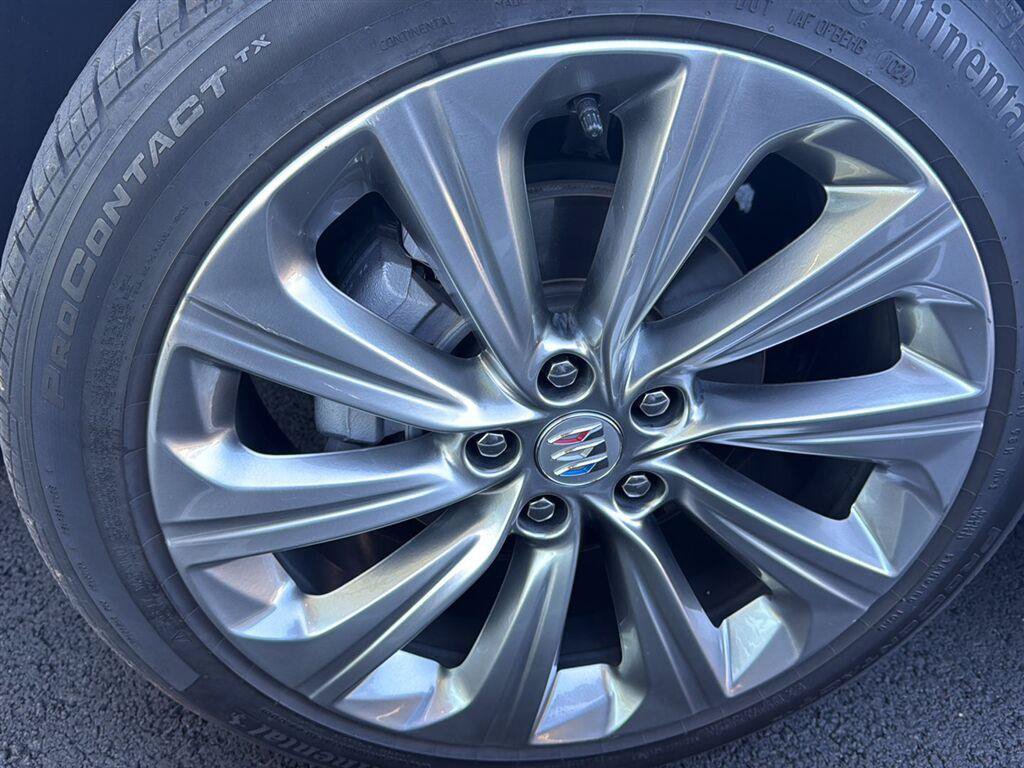 Used 2025 Buick Envista Avenir FWD image 5