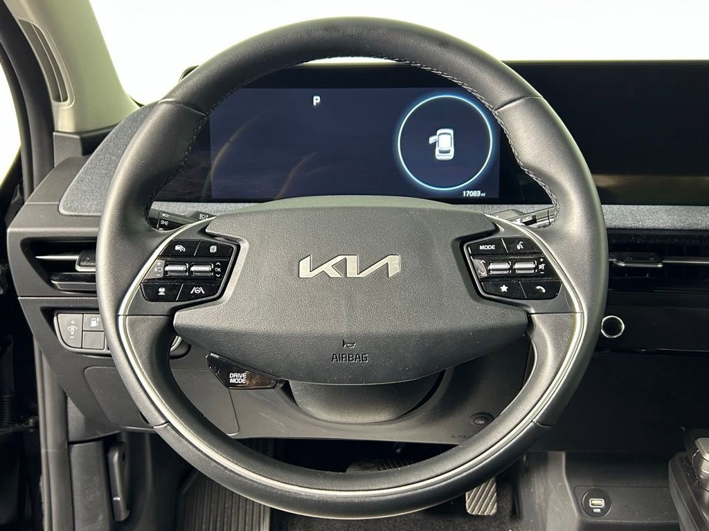 Used 2024 Kia EV6 Light RWD image 25