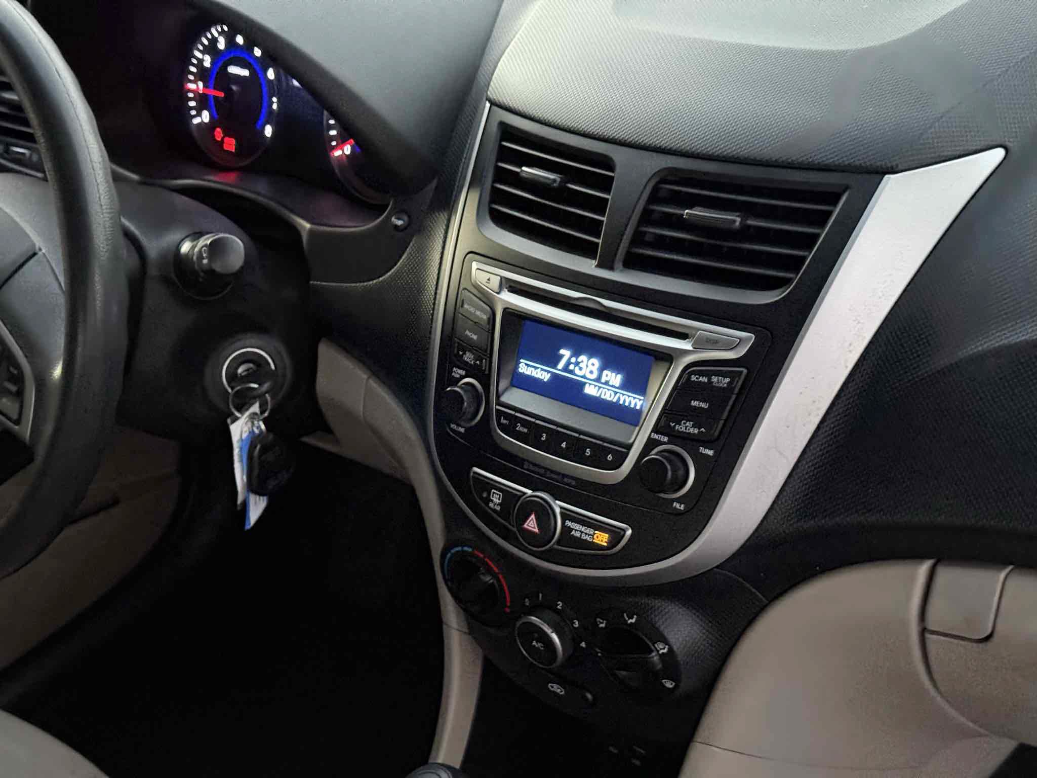 Used 2017 Hyundai Accent Value Edition FWD image 32