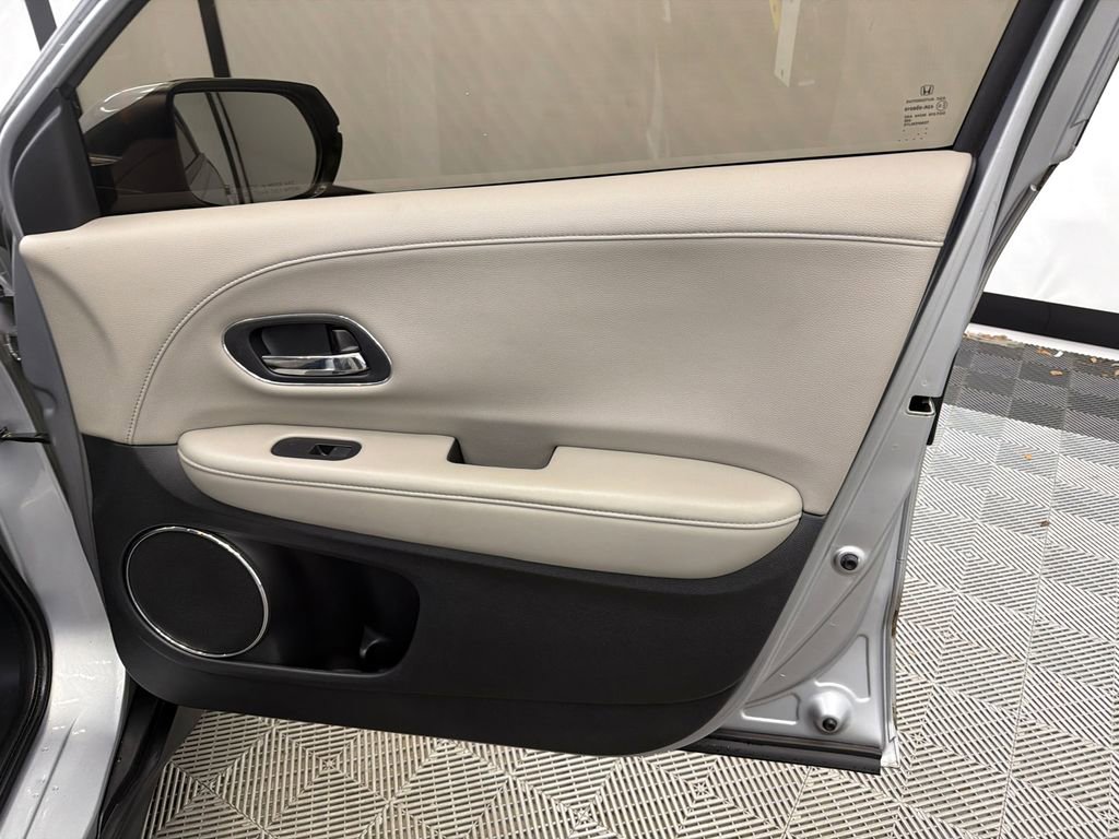 Used 2019 Honda HR-V EX-L image 15