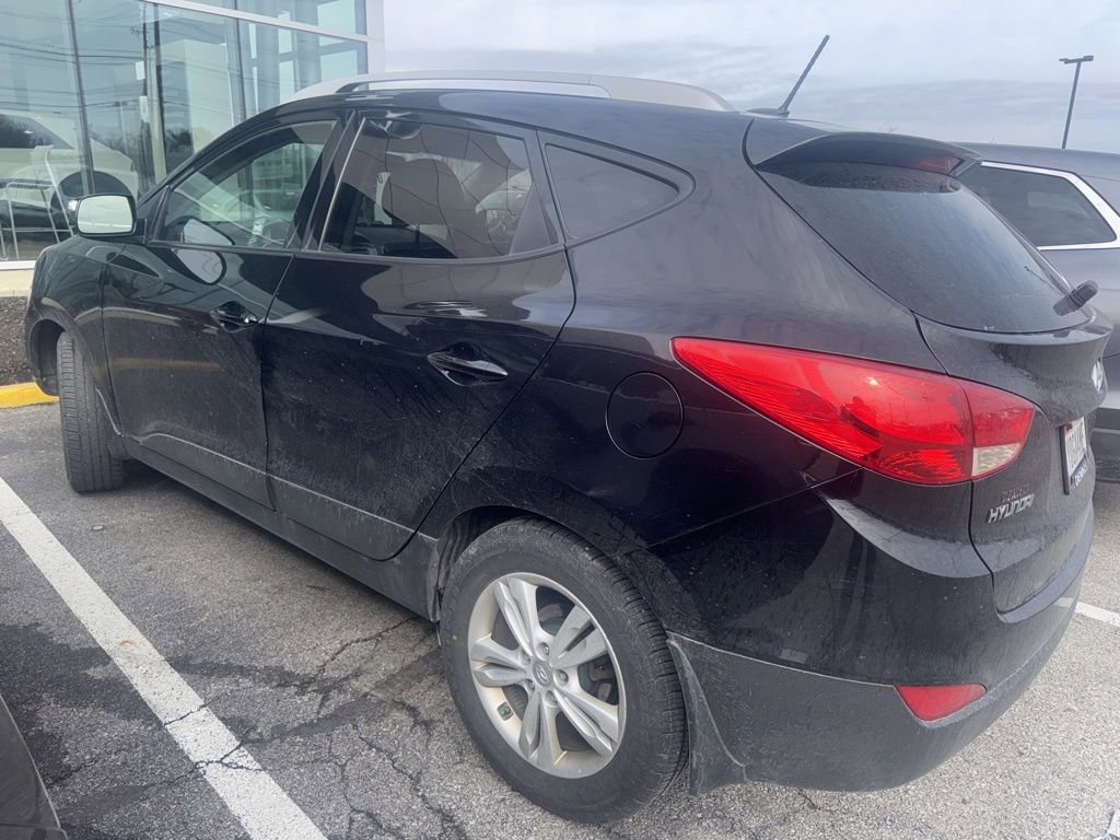 Used 2013 Hyundai Tucson GLS image 2