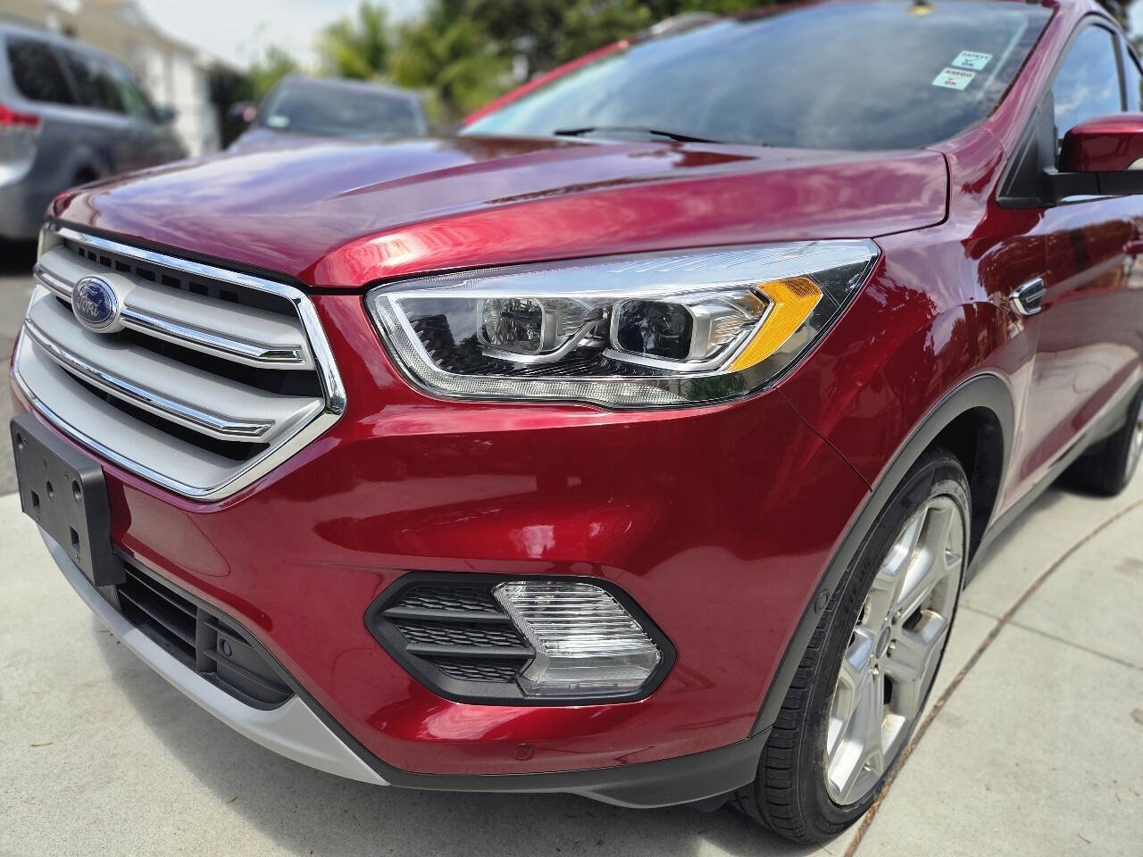 Used 2017 Ford Escape Titanium w/ Equipment Group 301A AWD/4WD image 11