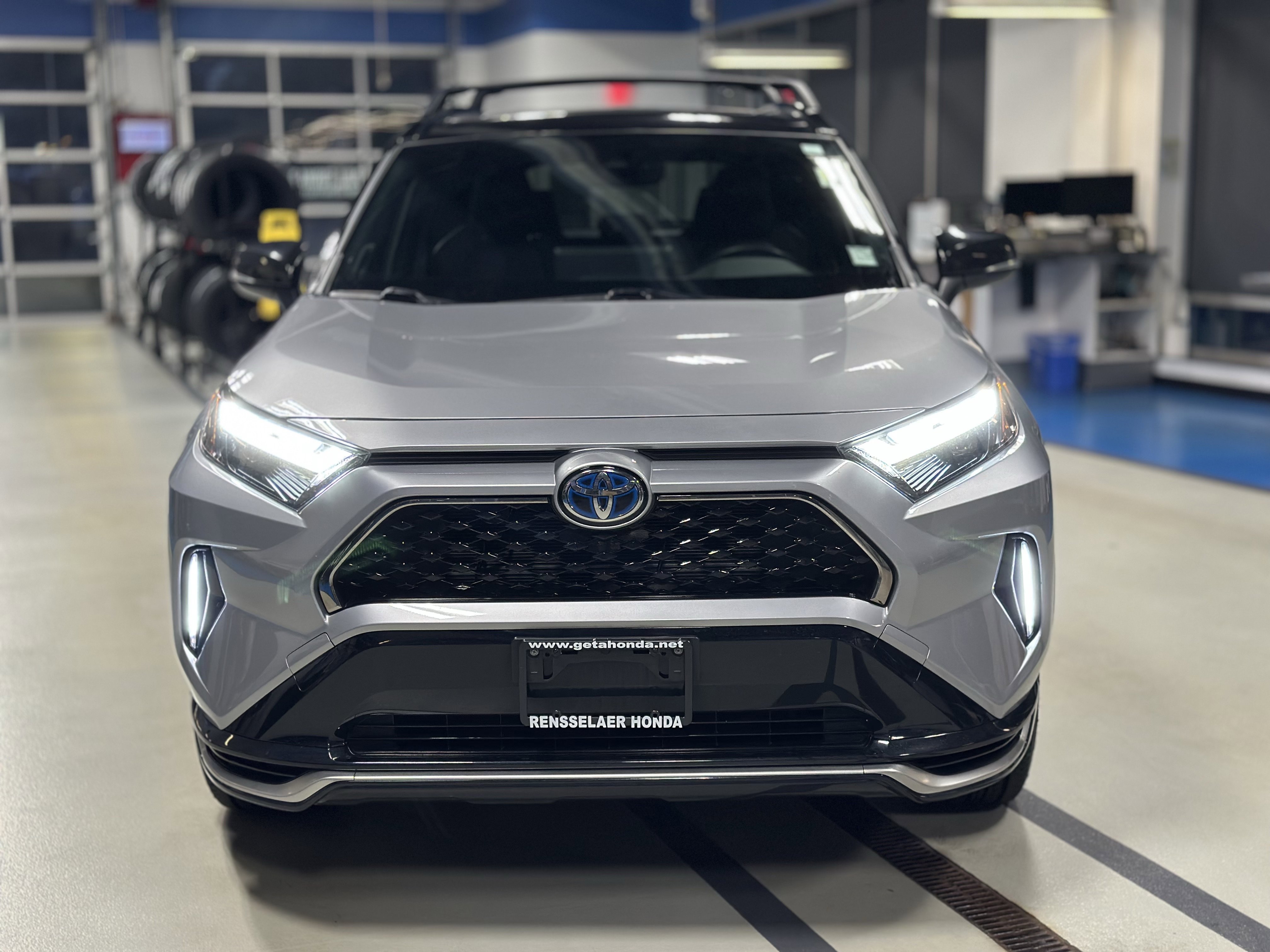 Used 2023 Toyota RAV4 XSE image 3