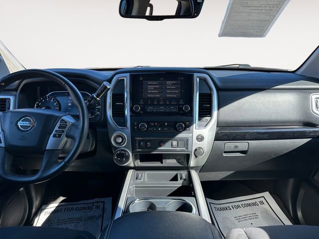 Used 2021 Nissan Titan SV w/ SV Convenience Package image 11