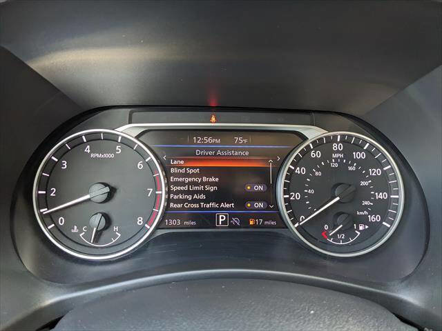 Used 2025 Nissan Sentra SR image 26