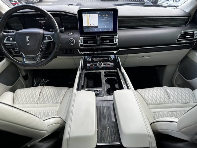 Certified 2020 Lincoln Navigator Black Label AWD/4WD image 15