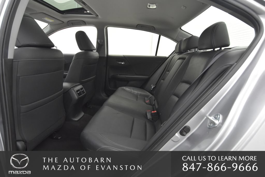 Used 2017 Honda Accord Touring image 26