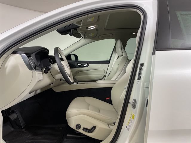 Certified 2025 Volvo XC60 T8 Core w/ Protection Package Premier AWD/4WD image 5