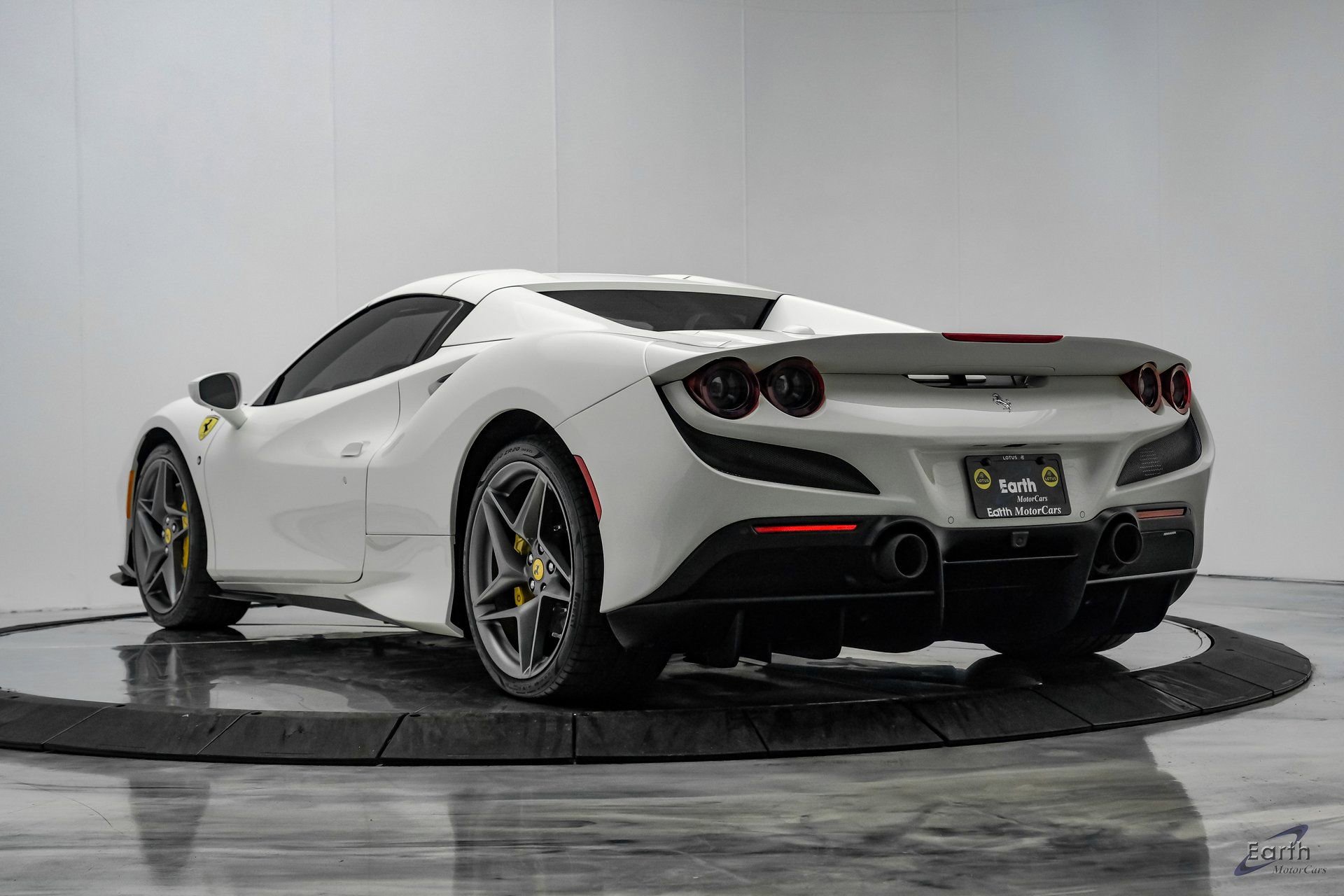 Used 2022 Ferrari F8 Tributo image 19