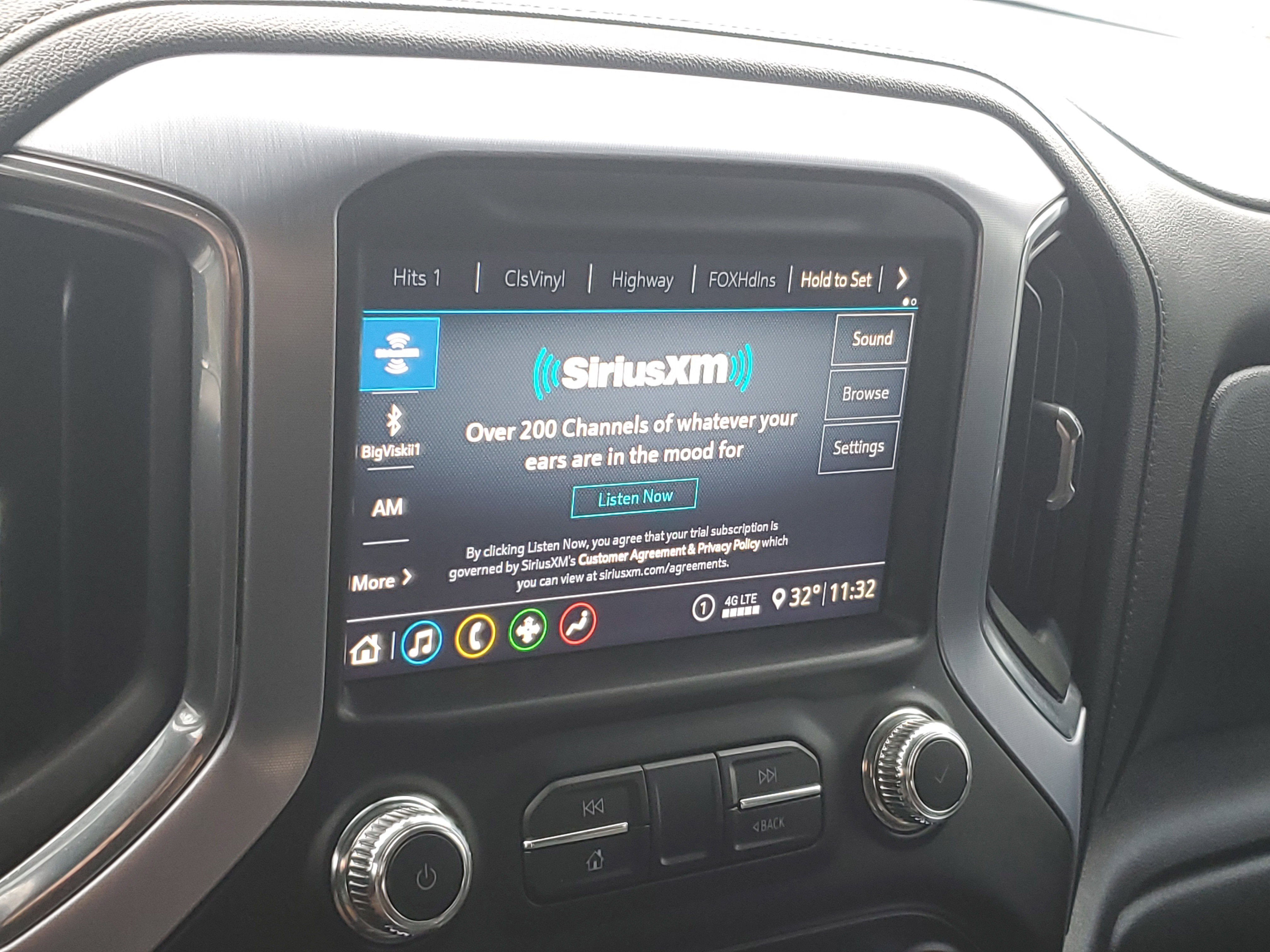 Used 2020 GMC Sierra 3500 SLT w/ SLT Convenience Package image 19