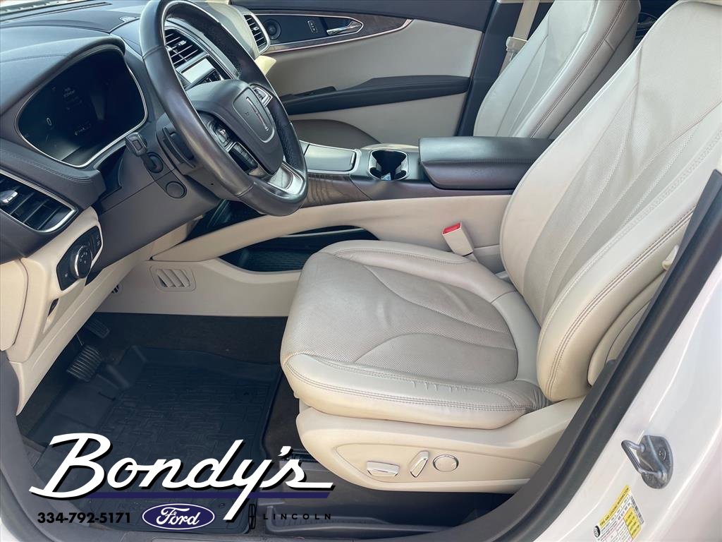Used 2019 Lincoln Nautilus Reserve image 10