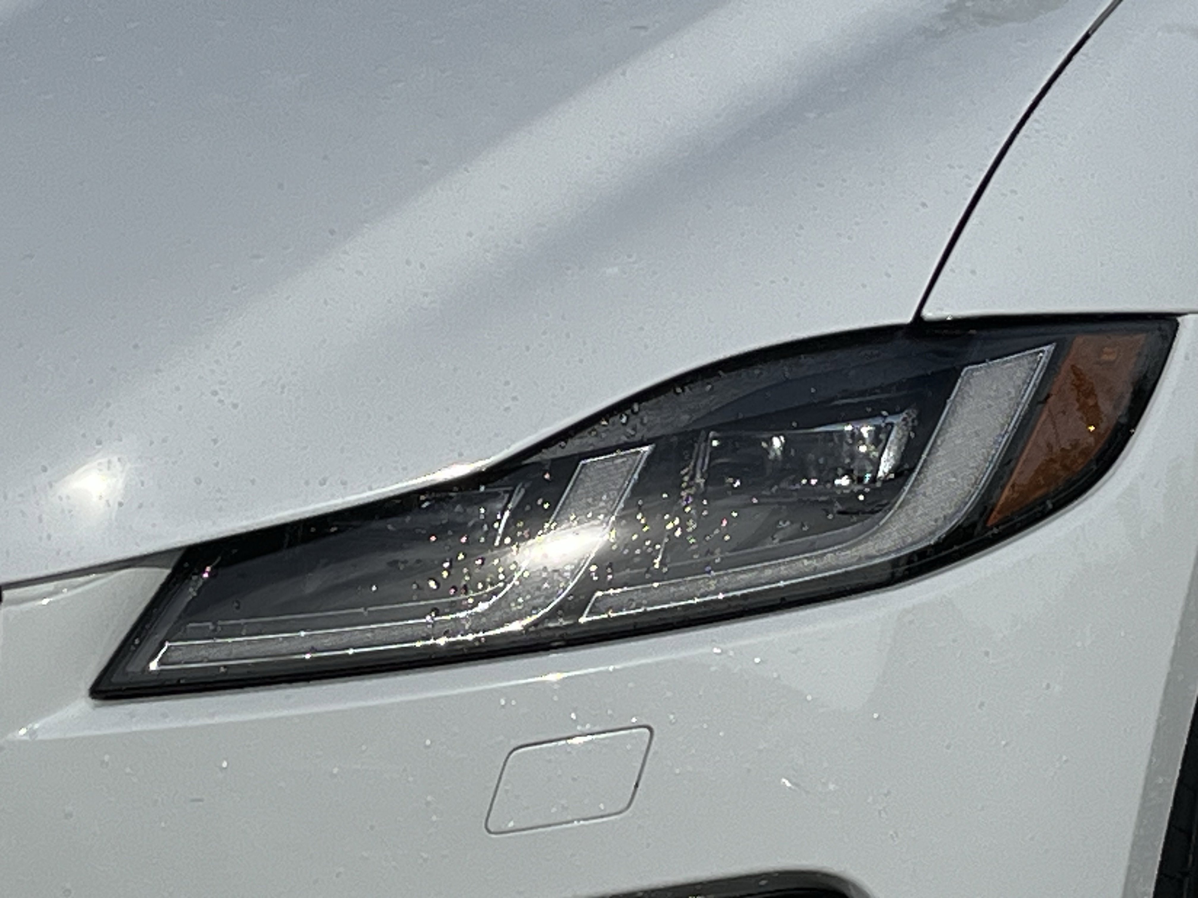 Used 2025 Jaguar F-PACE R-Dynamic S image 12