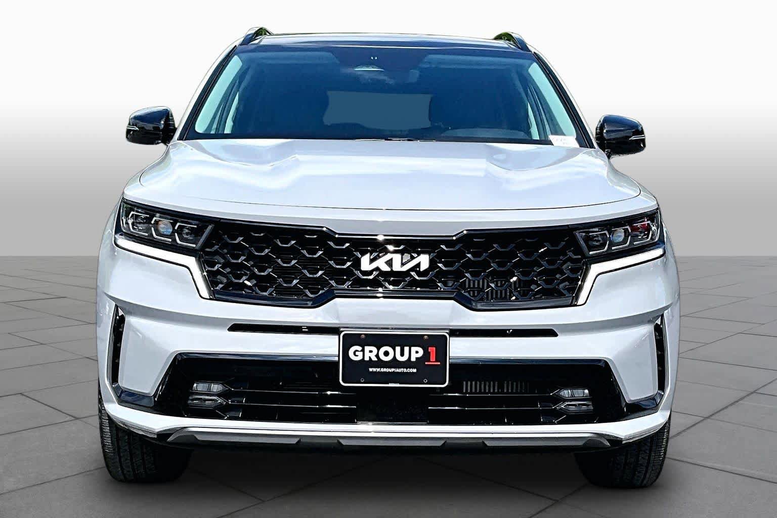 Used 2023 Kia Sorento SX AWD/4WD image 4