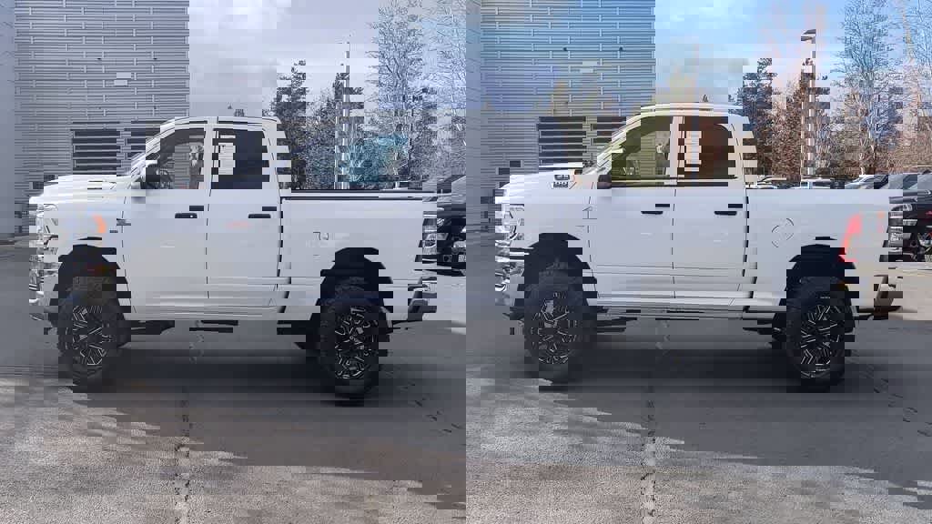 Used 2022 RAM 2500 Tradesman image 5