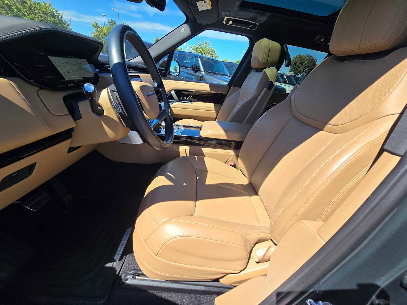 Used 2023 Land Rover Range Rover SE AWD/4WD image 24