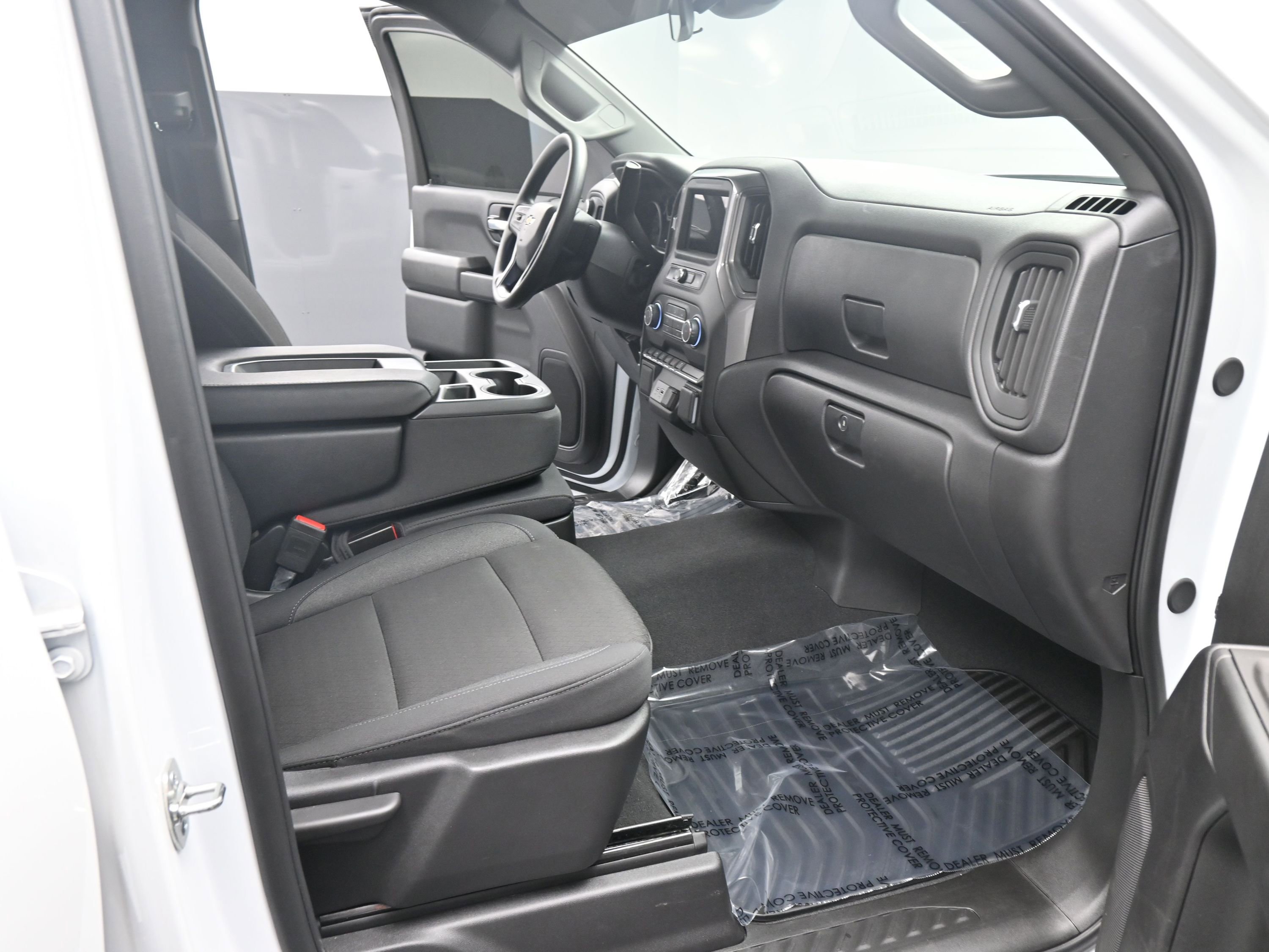 Certified 2025 Chevrolet Silverado 1500 Custom w/ Turbomax Blackout Package image 20