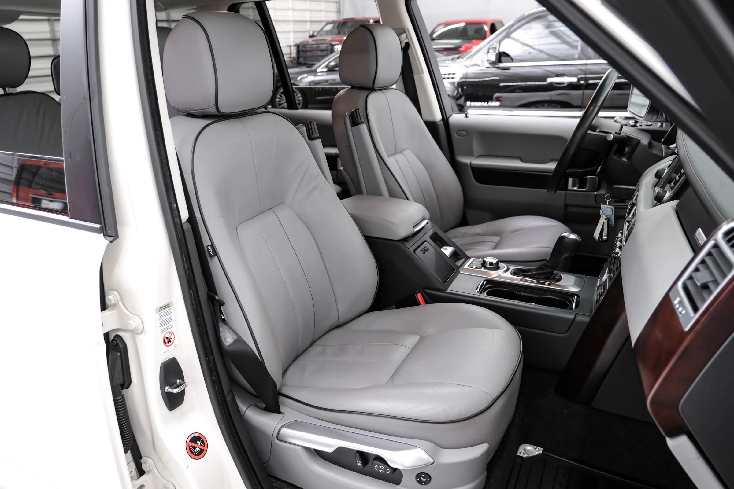 Used 2008 Land Rover Range Rover HSE AWD/4WD image 36