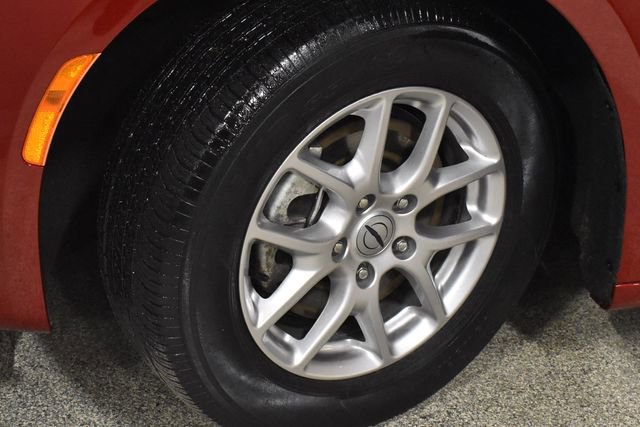 Certified 2024 Chrysler Pacifica Touring-L image 11