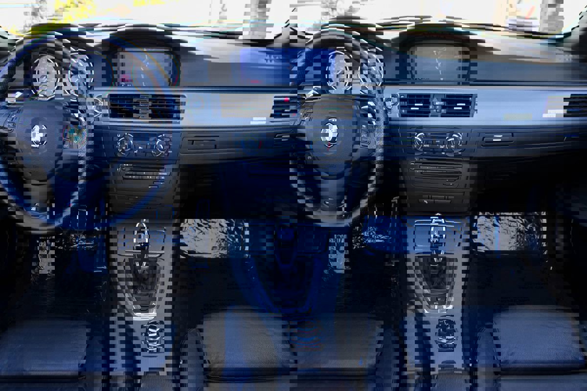 Used 2013 BMW 335is Convertible image 16