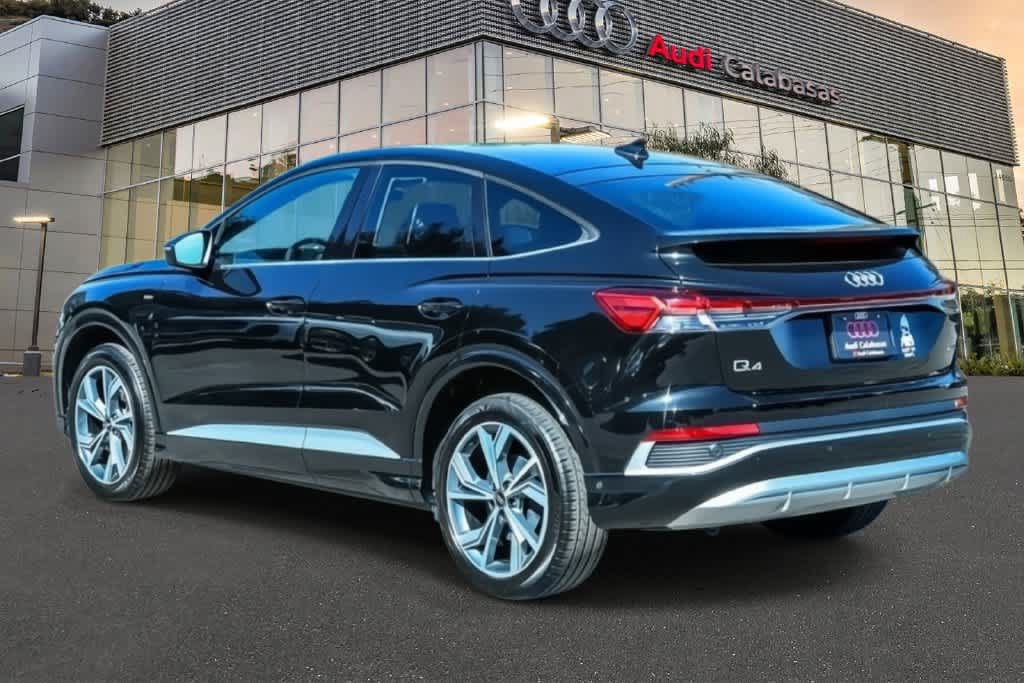 Used 2023 Audi Q4 e-tron Premium Plus w/ Premium Plus AWD/4WD image 4