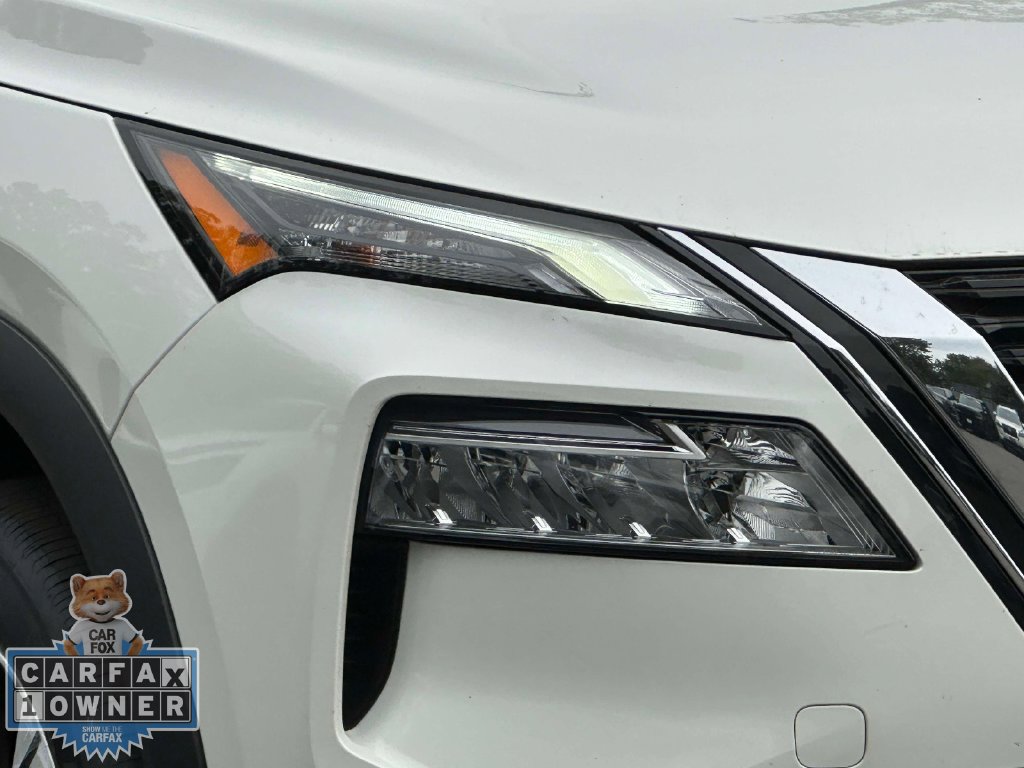 Used 2023 Nissan Rogue SV AWD/4WD image 9