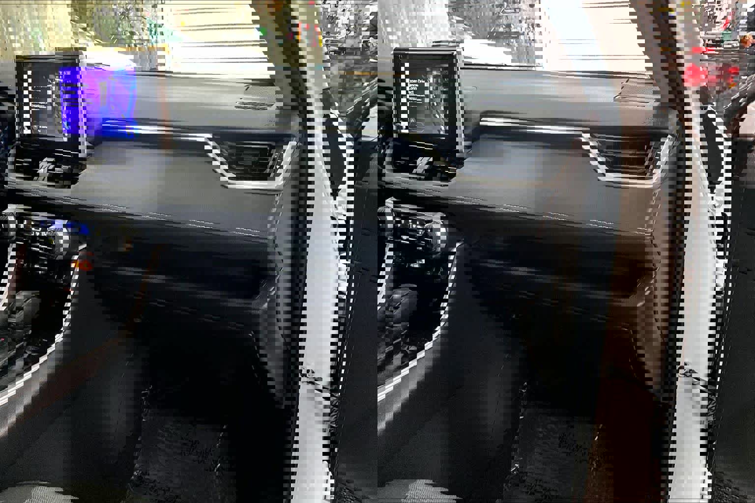 Used 2023 Toyota RAV4 XLE image 17