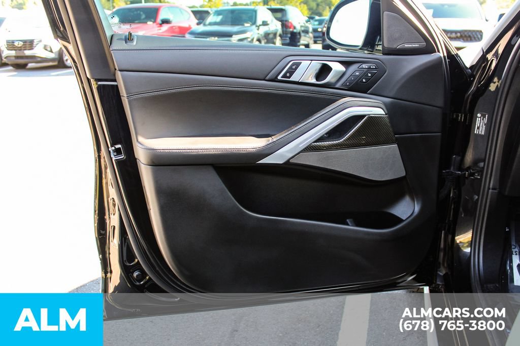 Used 2025 BMW X6 M60i AWD/4WD image 36