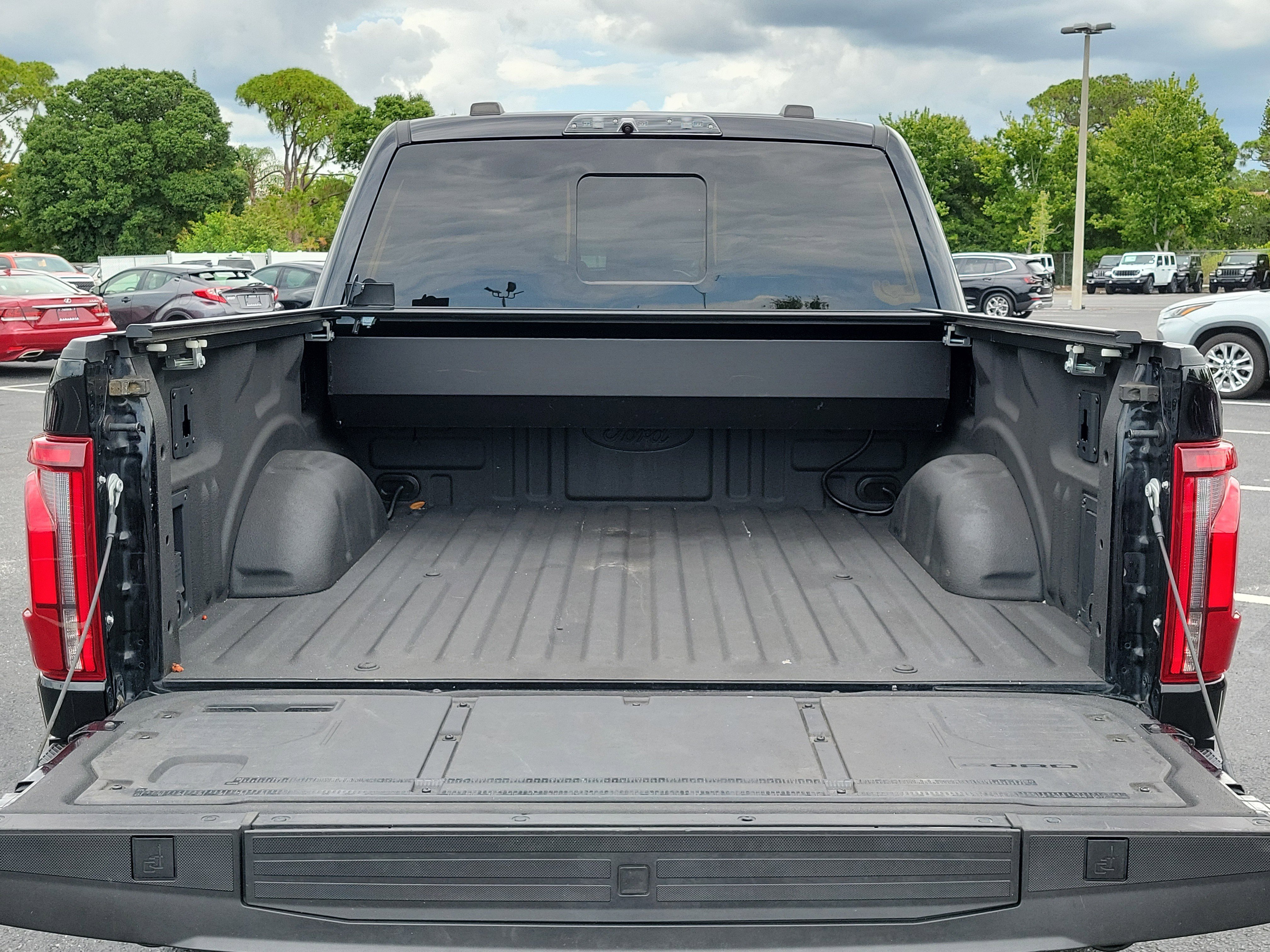 Used 2024 Ford F150 Raptor AWD/4WD image 12