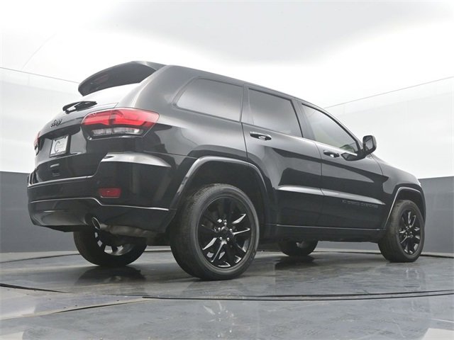 Used 2022 Jeep Grand Cherokee Laredo X image 51