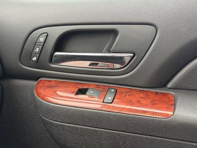 Used 2014 Chevrolet Tahoe LTZ image 23