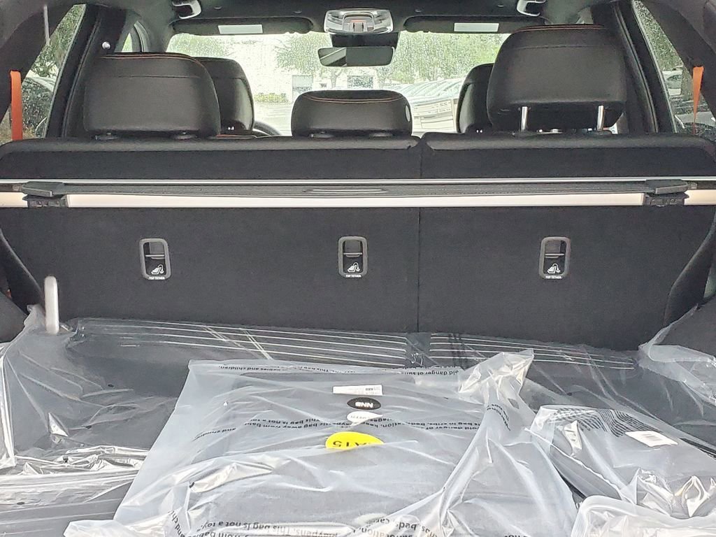 New 2026 Genesis GV70 2.5T Sport Prestige image 3