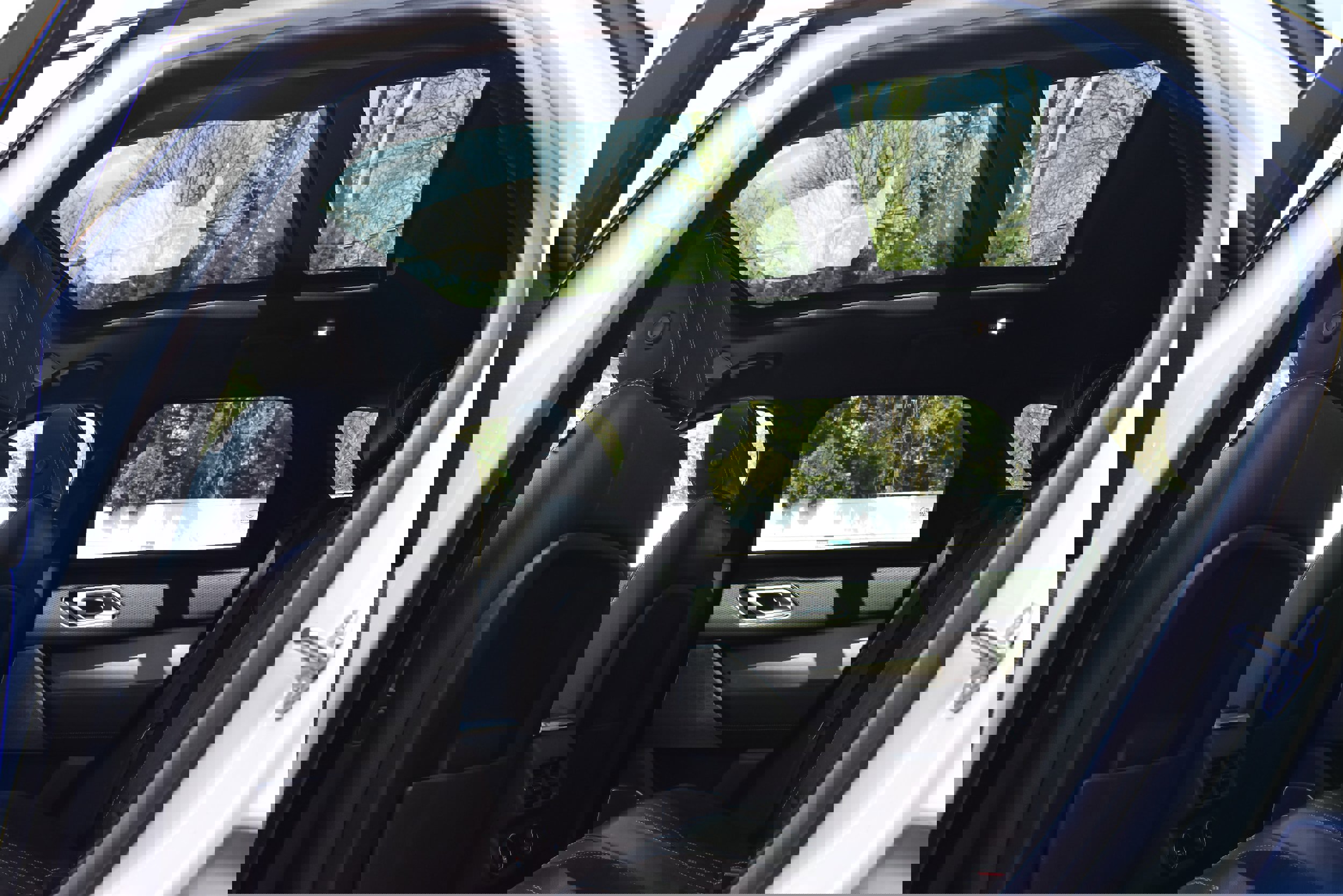 Used 2021 Land Rover Range Rover Velar R-Dynamic S AWD/4WD image 21