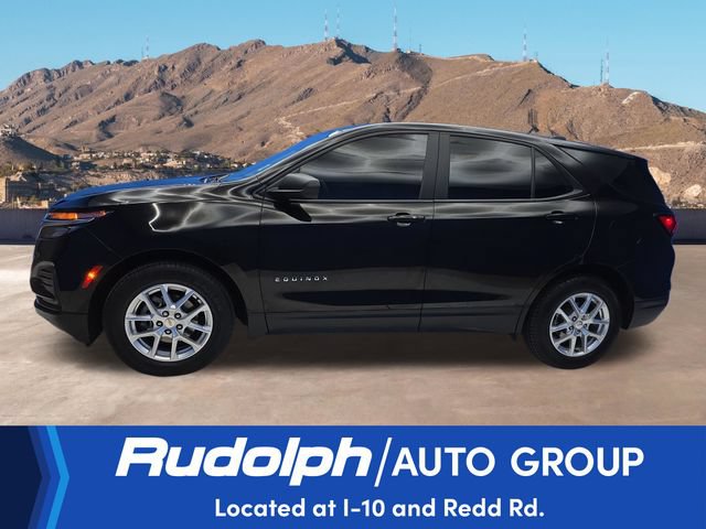 Used 2022 Chevrolet Equinox LS FWD image 2