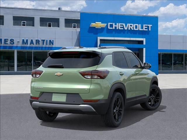 New 2026 Chevrolet TrailBlazer LT w/ Midnight Edition FWD image 4