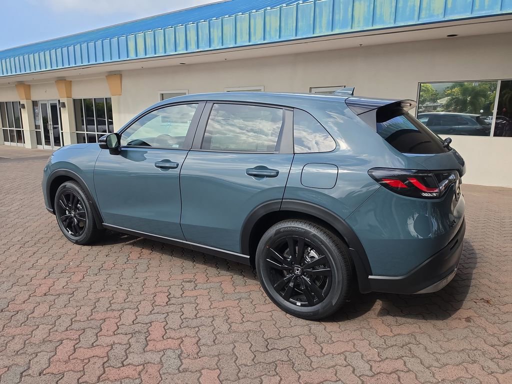 New 2027 Honda HR-V Sport image 3
