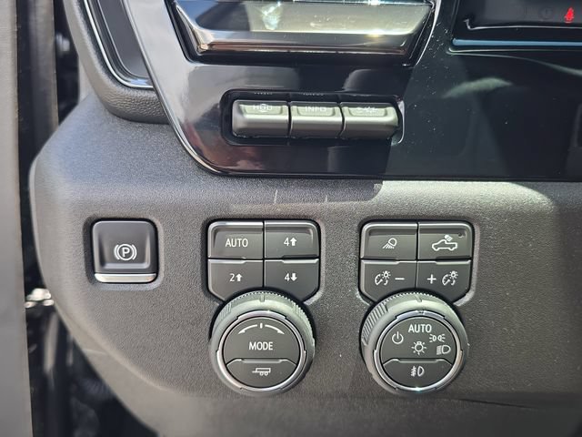 Certified 2026 Chevrolet Silverado 2500 ZR2 AWD/4WD image 23